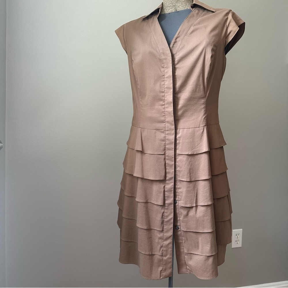 Nine West Tiered sleeveless button down  dress